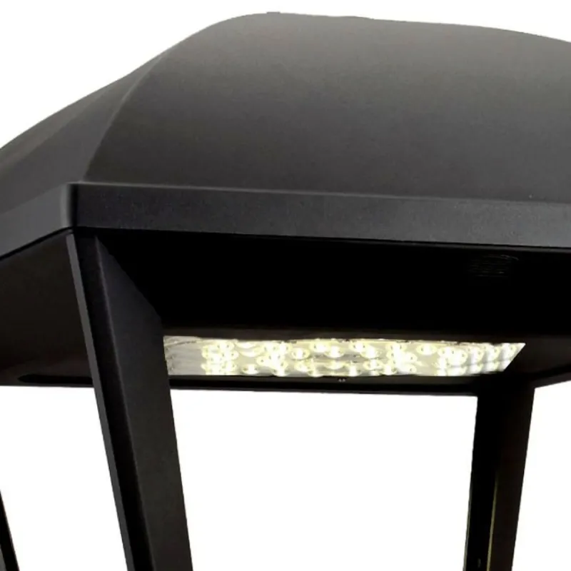 Lampione VILLA ELITE LED SMD3030 accesi illuminazione notturna