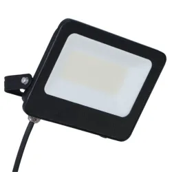 Foco proyector LED 50W vista frontal con cable y panel difusor blanco IP65