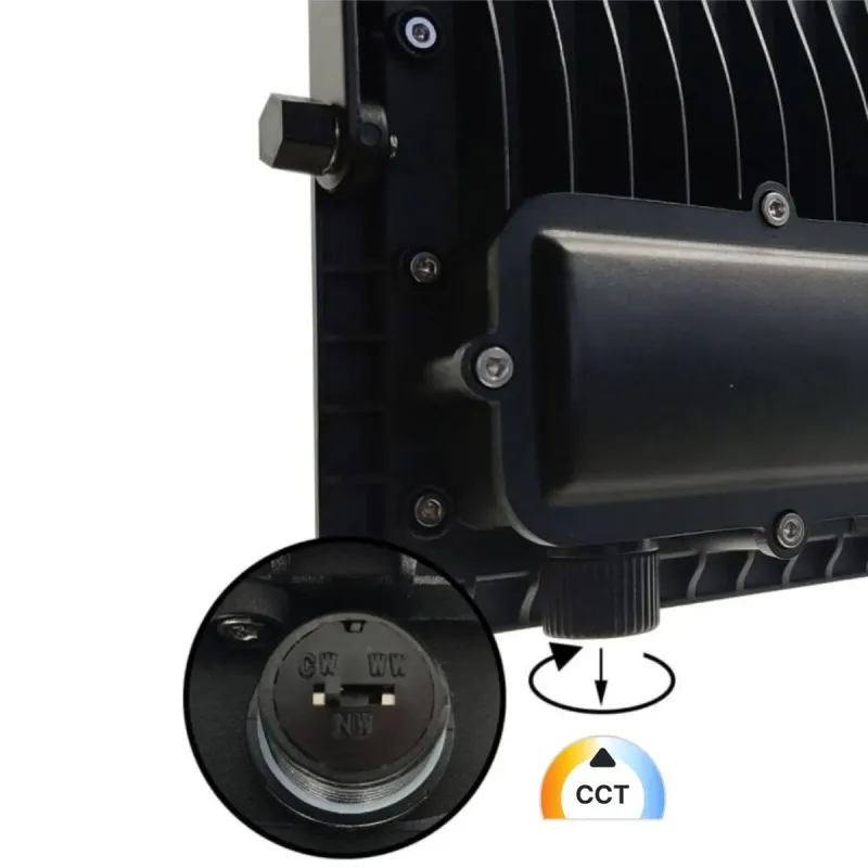 Detalle caja conexión y selector CCT del foco proyector LED 100W exterior