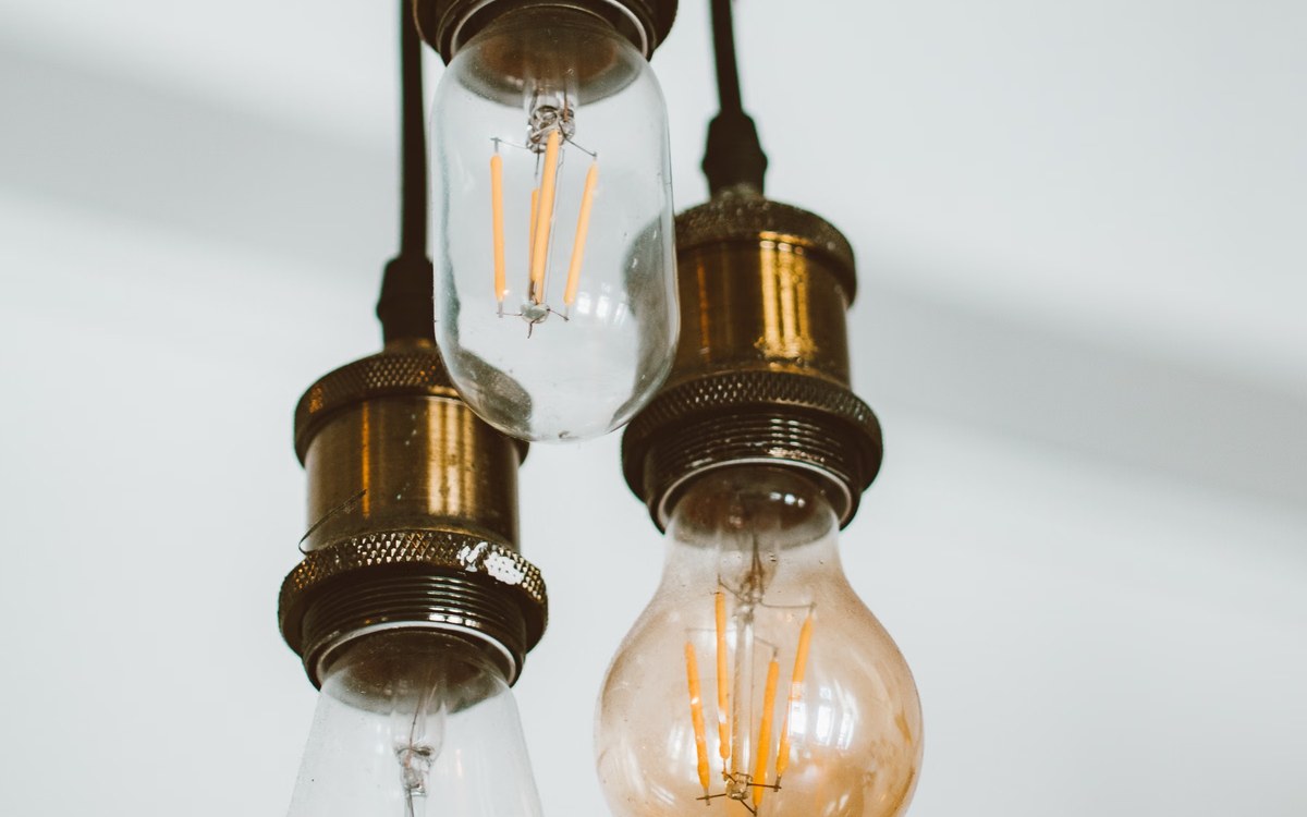 Hanging vintage filament LED bulbs