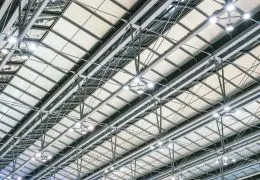 LED UFO high bay lights: the definitive guide for warehouses and industrial units