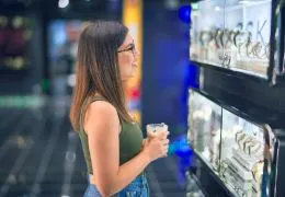 LED Lighting for Shops: Light Strategies That Drive Sales