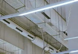 T8 glass LED tubes: the simplest solution to replace fluorescents