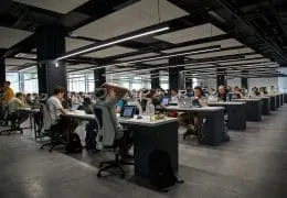 A practical guide to choosing the perfect LED lighting for your office